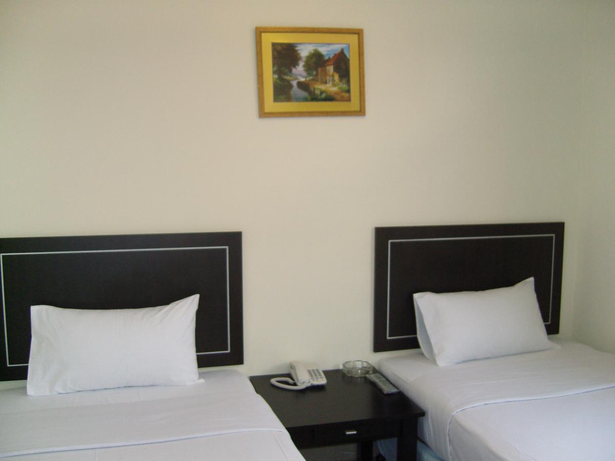 Linkway Hotel Nusajaya  Exterior foto