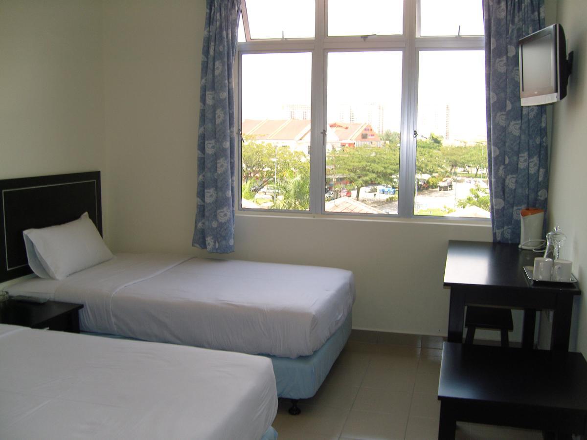 Linkway Hotel Nusajaya  Exterior foto